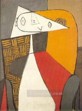 nude sitting divan beautiful roman woman Painting - Woman Sitting Figure 1930 cubist Pablo Picasso
